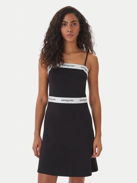 Tommy Jeans Sukienka codzienna DW0DW22337 Czarny Slim Fit. Czarne kombinezony Tommy Jeans, m, bez wzorów, z jeansu, bez kołnierzyka, bez ramiączek. Za 449,99 zł.