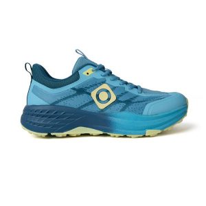 Uniseksowe, wielofunkcyjne buty techniczne DINUBA z 4-milimetrową przyczepnością. Niebieskie buty trekkingowe Izas, bez zapięcia. W wyprzedaży za 269,52 zł.