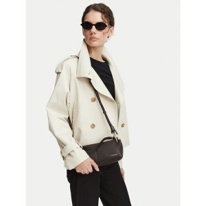 Torebka Calvin Klein. Brązowe torebki klasyczne Calvin Klein, bez wzorów, bez dodatków. Za 674,99 zł.