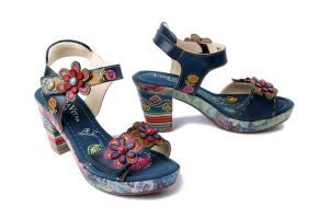 LAURA VITA 005843 Nellao 05 jeans, sandały damskie. Niebieskie sandały LAURA VITA, bez wzorów, z jeansu, bez obcasa, na obcasie, bez zapięcia. Za 359,90 zł.