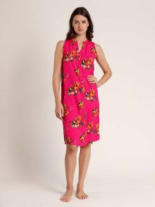 Admas Sukienka w kolorze różowym rozmiar: M. Różowe sukienki Admas, na co dzień, m, bez wzorów, bez kołnierzyka, bez ramiączek, midi, proste. Za 73,99 zł.