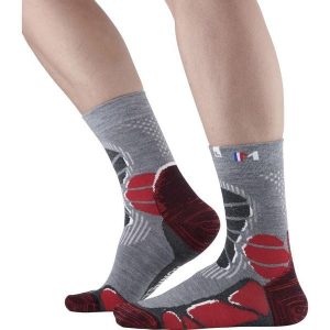 Skarpetki Monnet Mid Extra Light. Czerwone skarpetki MONNET, bez wzorów. Za 152,50 zł.