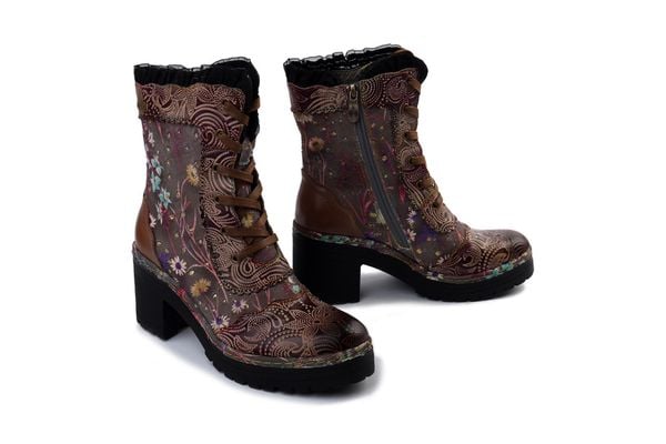 LAURA VITA 0007151 Monao 14 mauve, trzewiki damskie. Fioletowe botki LAURA VITA, bez wzorów, bez obcasa, na obcasie, bez zapięcia. Za 409,43 zł.