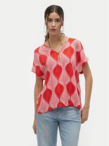 Vero Moda Bluzka Tula 10308984 Czerwony Regular Fit. Czerwone bluzki Vero Moda, m, bez wzorów, z wiskozy, bez kołnierzyka, bez ramiączek. Za 59,99 zł.