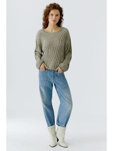 Oui Sweter w kolorze oliwkowo-kremowym rozmiar: 38. Brązowe swetry oversize Oui, bez wzorów, ze splotem, bez ramiączek. Za 304,99 zł.