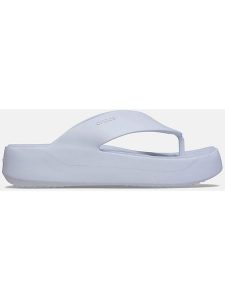 Crocs Japonki "Getaway" w kolorze błękitnym rozmiar: 38/39. Niebieskie klapki Crocs, bez wzorów, z tworzywa sztucznego, bez obcasa, na platformie. Za 140,53 zł.