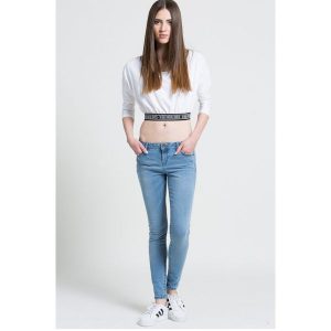 Review - Jeansy. Jeansy marki Review. W wyprzedaży za 79,90 zł.
