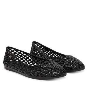 Baleriny MICHAEL Michael Kors. Czarne balerinki MICHAEL Michael Kors, bez wzorów, bez obcasa, bez zapięcia. Za 399,99 zł.