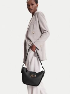 KARL LAGERFELD Torebka A3W30046 Czarny. Czarne torebki klasyczne KARL LAGERFELD, bez wzorów, ze skóry, bez dodatków. Za 694,99 zł.