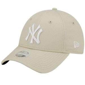 Czapka z daszkiem damska New Era wmns 9FORTY New York Yankees Cap. Białe czapki New Era, bez wzorów, sportowe. Za 114,85 zł.