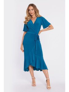 Made of emotion Sukienka w kolorze niebieskim rozmiar: L. Niebieskie sukienki Made Of Emotion, l, bez wzorów, bez kołnierzyka, bez ramiączek, midi, kopertowe. Za 234,99 zł.