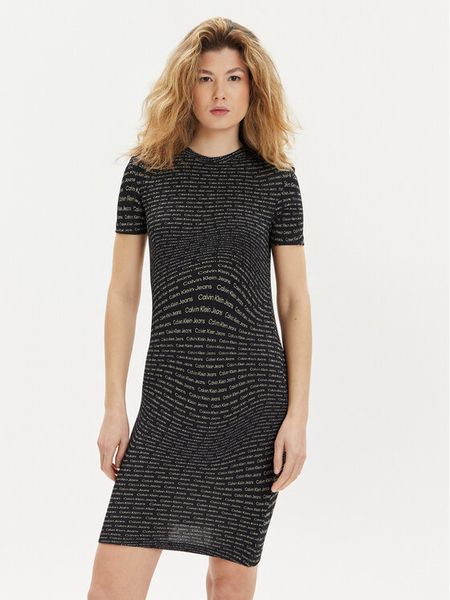 Calvin Klein Jeans Sukienka codzienna J20J223205 Czarny Slim Fit. Czarne kombinezony Calvin Klein Jeans, l, bez wzorów, z bawełny, bez kołnierzyka, bez ramiączek. Za 219,99 zł.