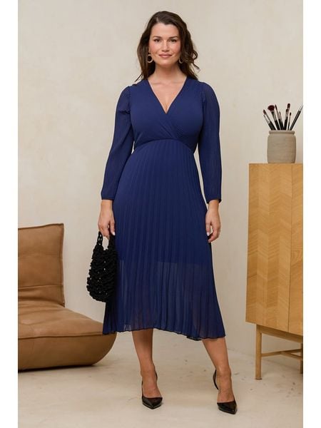 Curvy Lady Sukienka w kolorze granatowym rozmiar: 40/42. Niebieskie sukienki Curvy Lady, bez wzorów, klasyczne, bez kołnierzyka, bez ramiączek, maxi. Za 110,04 zł.