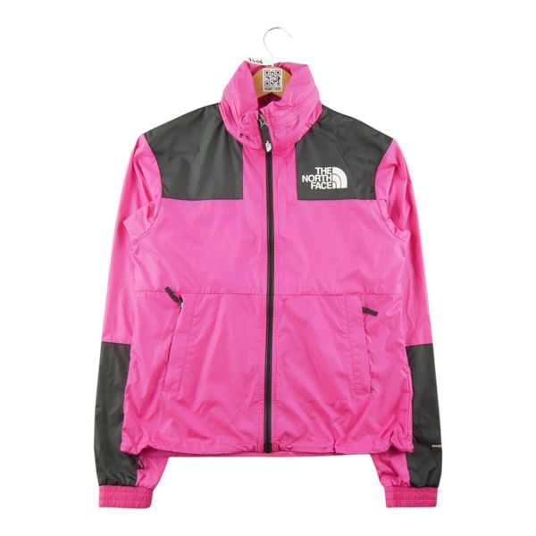 Second life - Kurtka przeciwwiatrowa TNF Rose dla kobiet - Jak nowy. Czerwone kurtki The North Face, bez wzorów, z softshellu, bez kaptura. Za 255,56 zł.