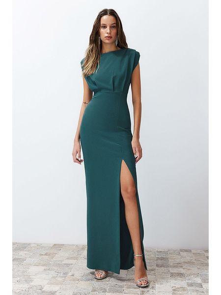 Trendyol Sukienka w kolorze morskim rozmiar: 36. Niebieskie sukienki Trendyol, bez wzorów, bez kołnierzyka, bez ramiączek, maxi. Za 100,99 zł.