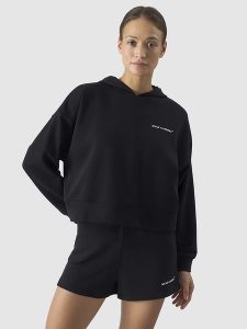 4F Bluza w kolorze czarnym rozmiar: L. Czarne bluzy 4f, l, bez wzorów, z kapturem. Za 79,03 zł.