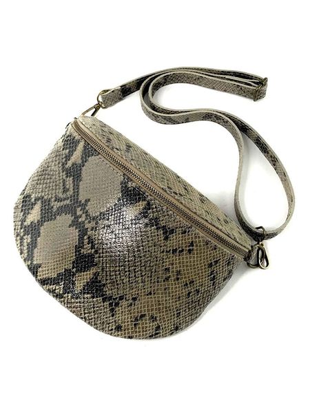 Marlon Skórzana saszetka w kolorze szarobrązowym - 25 x 19 x 7 cm rozmiar: onesize. Brązowe nerki i saszetki Marlon, bez wzorów, z materiału. Za 242,13 zł.