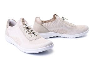 RIEKER REMONTE D1E04-60 beige combination, półbuty damskie. Brązowe półbuty Rieker Remonte, bez wzorów, bez obcasa, bez zapięcia. Za 349,90 zł.