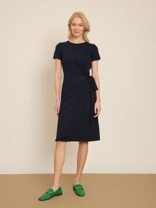 BGN Sukienka w kolorze granatowym rozmiar: 38. Niebieskie sukienki BGN, na co dzień, bez wzorów, bez kołnierzyka, bez ramiączek, midi, proste. Za 86,99 zł.