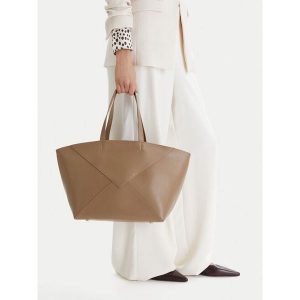 Torebka GINO ROSSI. Brązowe shopper bag Gino Rossi, bez wzorów, bez dodatków. Za 279,99 zł.