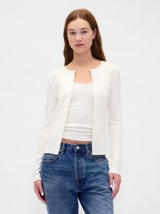 GAP Kardigan w kolorze kremowym rozmiar: XS. Brązowe kardigany GAP, prążkowane. Za 73,93 zł.