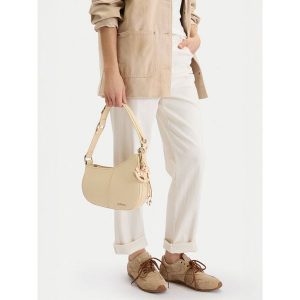 Torebka Badura. Brązowe torebki klasyczne Badura, bez wzorów, bez dodatków. Za 219,99 zł.