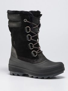 Kamik Skórzane kozaki zimowe "Lauren" w kolorze czarnym rozmiar: 37. Czarne kozaki Kamik, na zimę, bez wzorów, z polaru, z okrągłym noskiem, bez obcasa, bez zapięcia. Za 478,62 zł.