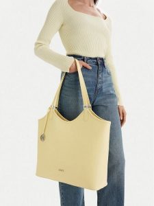 MEXX Torebka CEO-MEXX-L-003-09 Żółty. Żółte shopper bag Mexx, bez wzorów, z materiału, bez dodatków. Za 229,99 zł.