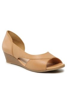 Lasocki Sandały OCE-TTT-06 Brązowy. Brązowe sandały Lasocki, bez wzorów, ze skóry, bez obcasa, na koturnie, bez zapięcia. Za 169,99 zł.