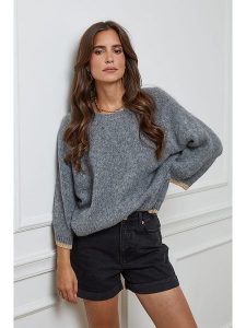 L'armoire de Suzette Sweter w kolorze szarym rozmiar: 34/36. Szare swetry oversize L'armoire de Suzette, l, bez wzorów, z wełny, bez ramiączek. Za 94,78 zł.