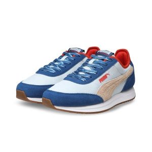Sneakersy unisex R78 Lightwind Retro Run PUMA. Brązowe buty sportowe Puma, bez wzorów, bez zapięcia. W wyprzedaży za 169,00 zł.