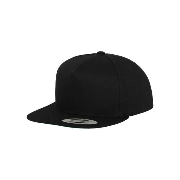 Czapka Flexfit Classique 5 panel. Czarne czapki FLEXFIT, bez wzorów. Za 111,50 zł.