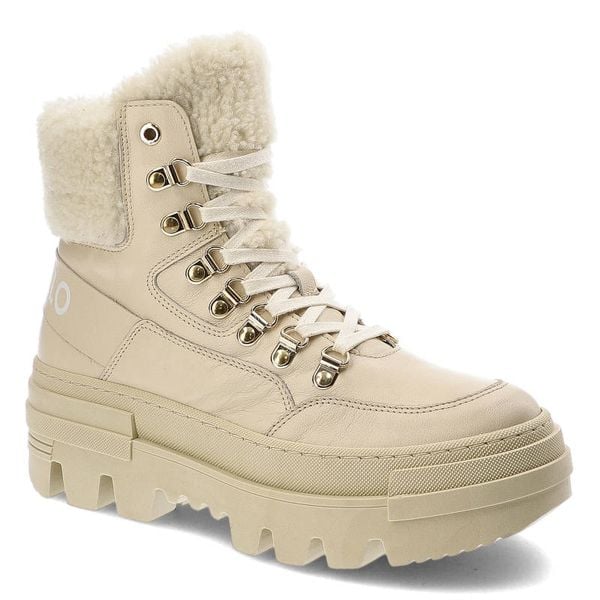 Botki damskie CheBello, ze skóry naturalnej licowej z wysoką cholewką klasycznym sznurowaniem na metalowych hakach, beżowe, 2970-403-MIC-S236. Brązowe botki CheBello, na zimę, bez wzorów, ze skóry, przed kolano, bez obcasa, na płaskiej podeszwie, bez zapięcia. Za 429,00 zł.