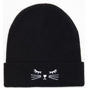 Czapka beanie - Czarny. Czapki marki Cropp. W wyprzedaży za 9,99 zł.