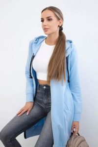 Bluza sukienkowa z kapturem błękitna. Niebieskie bluzy KESI, l, bez wzorów, z bawełny, z kapturem. Za 234,40 zł.