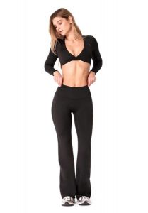 Legginsy Carpatree Plain Flare. Czarne legginsy Carpatree, bez wzorów, z dzianiny. Za 175,99 zł.