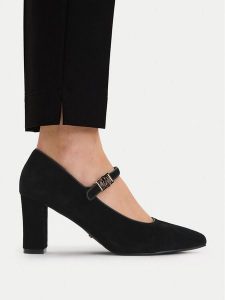 MEXX Czółenka EO-WS3990-02 Czarny. Czarne czółenka Mexx, bez wzorów, bez obcasa, bez zapięcia. Za 349,99 zł.