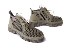 ARTIKER RELAKS 52C0630 zielony, botki damskie. Zielone botki Artiker Relaks, bez wzorów, ze skóry, bez obcasa, na obcasie, bez zapięcia. Za 209,93 zł.