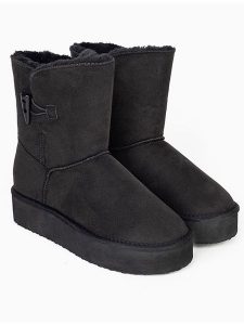 ISLAND BOOT Botki zimowe "Emmy" w kolorze czarnym rozmiar: 36. Czarne botki Island Boot, na zimę, bez wzorów, bez obcasa, bez zapięcia. Za 136,13 zł.