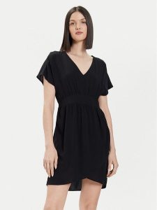 ONLY Sukienka codzienna 15317834 Czarny Tight Fit. Czarne kombinezony ONLY, s, bez wzorów, z wiskozy, bez kołnierzyka, bez ramiączek. Za 139,99 zł.