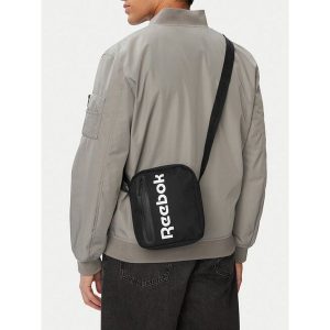 Saszetka Reebok. Czarne nerki i saszetki Reebok, bez wzorów. Za 59,99 zł.
