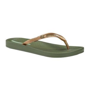 Japonki damskie Ipanema Anatomic Brasilidade. Brązowe klapki Ipanema, bez wzorów, bez obcasa. Za 79,99 zł.
