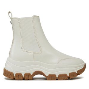 Botki Guess. Botki Guess, z aplikacjami, bez obcasa, na płaskiej podeszwie, bez zapięcia. Za 599,99 zł.