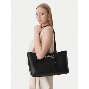 Torebka Guess. Czarne torebki klasyczne Guess, z aplikacjami, bez dodatków. Za 555,99 zł.