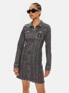 Calvin Klein Jeans Sukienka jeansowa J20J223667 Niebieski Regular Fit. Niebieskie kombinezony Calvin Klein Jeans, xs, bez wzorów, z bawełny, bez kołnierzyka, bez ramiączek. Za 359,99 zł.