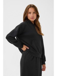 Kaffe Bluza w kolorze czarnym rozmiar: XXL. Czarne bluzy Kaffe, xxl, bez wzorów, z kapturem. Za 85,95 zł.