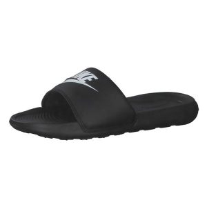 Klapki damskie Nike Victori One Slide. Czarne klapki Nike, bez wzorów, z materiału, bez obcasa. Za 252,00 zł.
