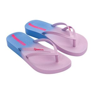 Japonki plażowe damskie Ipanema Bossa Soft C. Czerwone klapki Ipanema, bez wzorów, bez obcasa. Za 59,99 zł.