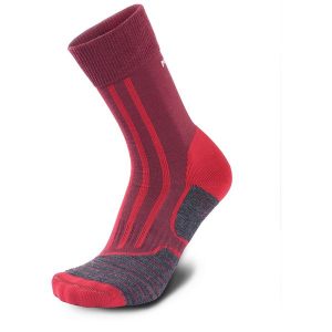 Skarpety trekkingowe damskie Meindl MT2 Lady. Czerwone skarpetki MEINDL, bez wzorów. W wyprzedaży za 55,89 zł.