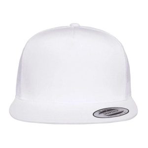 Klasyczna Czapka Z Daszkiem. Białe czapki FLEXFIT, bez wzorów, z bawełny, klasyczne. Za 49,99 zł.